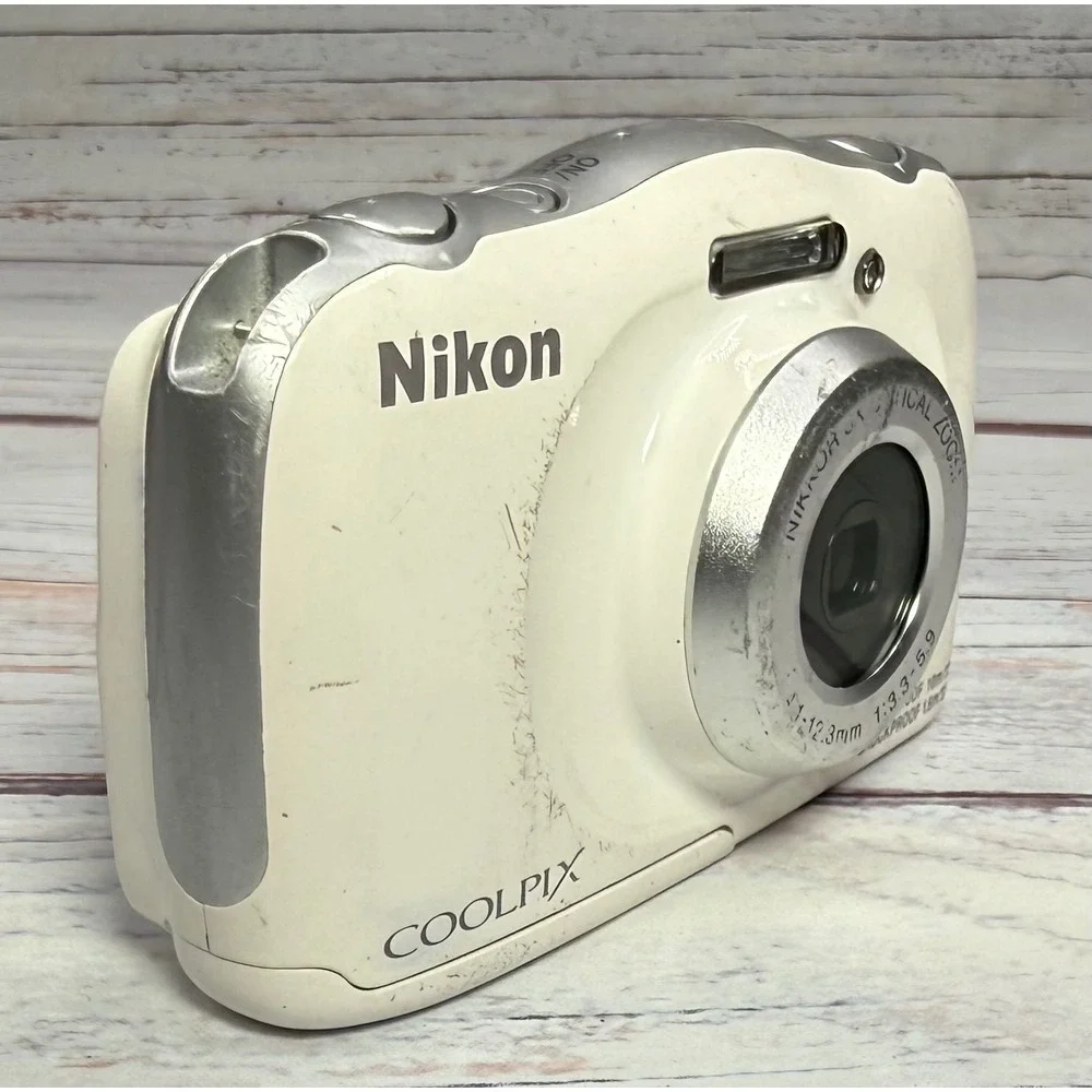 Nikon Coolpix W100 Waterproof Digital Camera White Bundle 13.2MP WiFi‎ Bluetooth